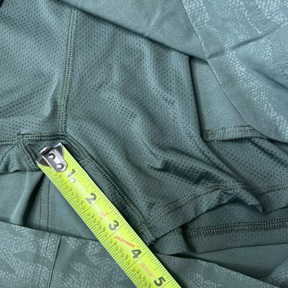 Orvis Size XL Green Camo Embossed Print Active Performance Skort Womens - Picture 15 of 15